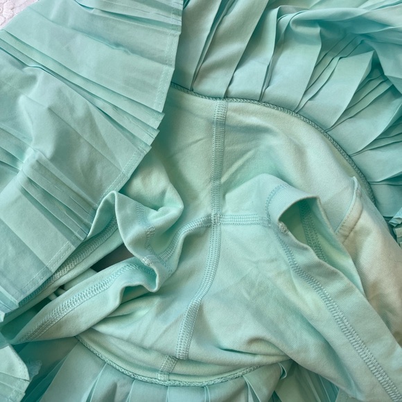 Ivivva size 7 skirt, in excellent condition - Picture 4 of 8